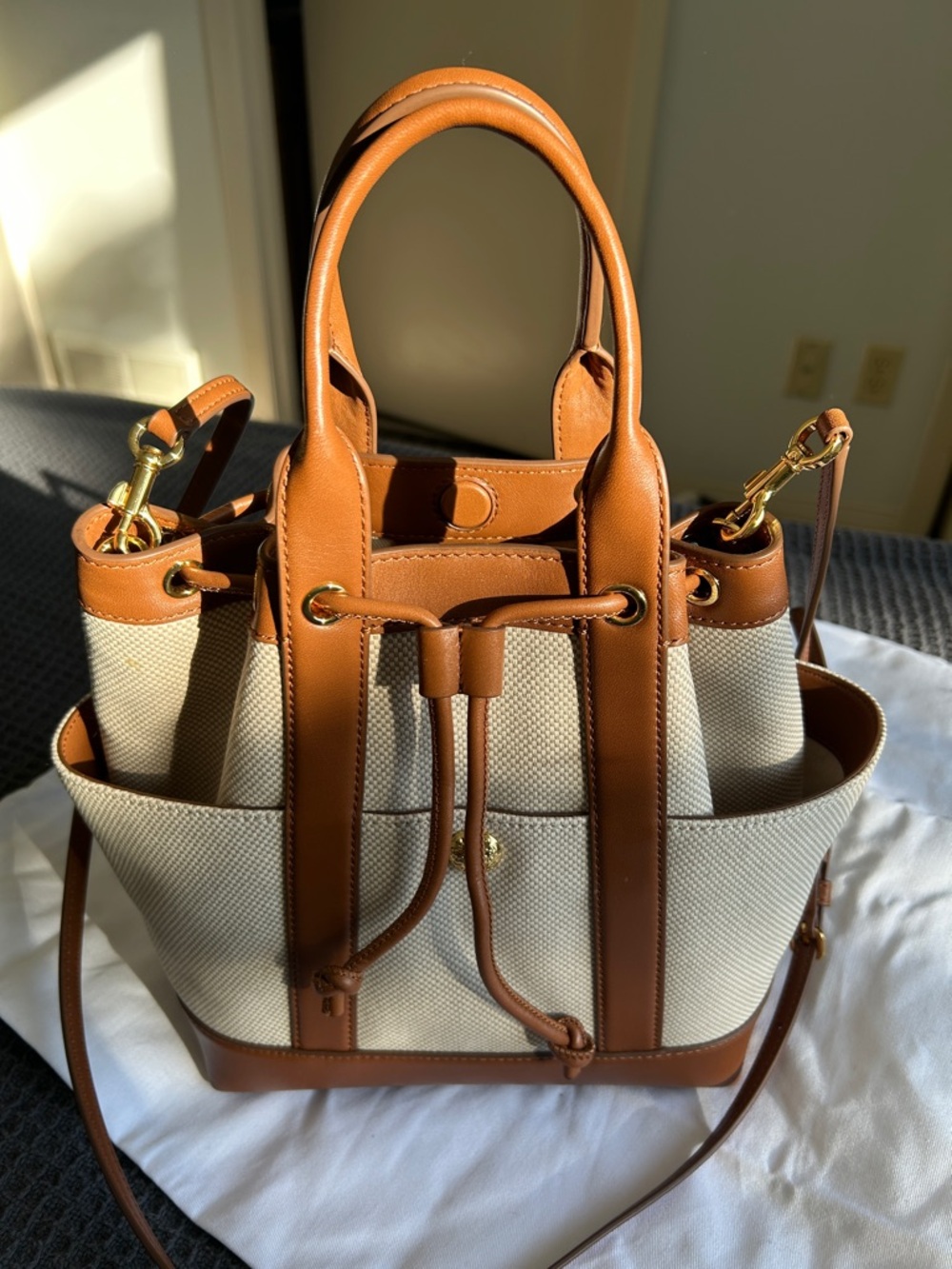 Brand New: Veronica Beard Goody Bag - Picture 5 of 9